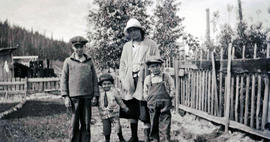 Neiland / Jardine kids with cottonwood trees at 34 1/2 Mile