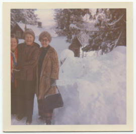 Sadie Hardie, Gerda Ples and Janet Baird in the snow